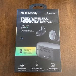 New Skull Candy Wireless Bluetooth Earbuds